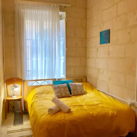 Centre Apartment *